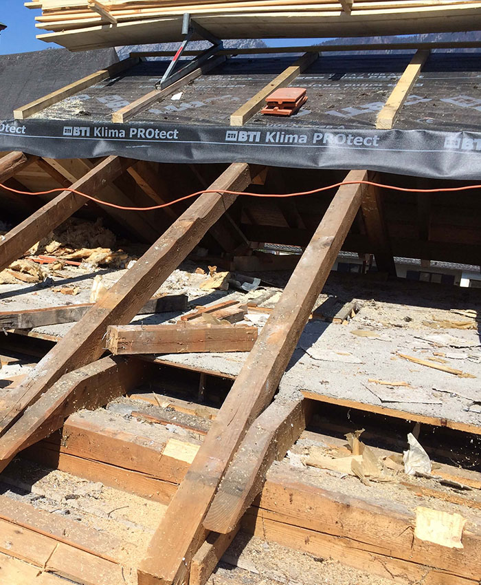 Couvreurs, Zingueurs, Charpentiers et Ramoneurs à Antony (92160) et dans les Hauts-de-Seine (92)